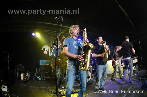 091009_003_ridiculous_partymania