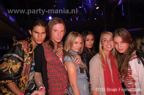 091010_034_bick_partymania