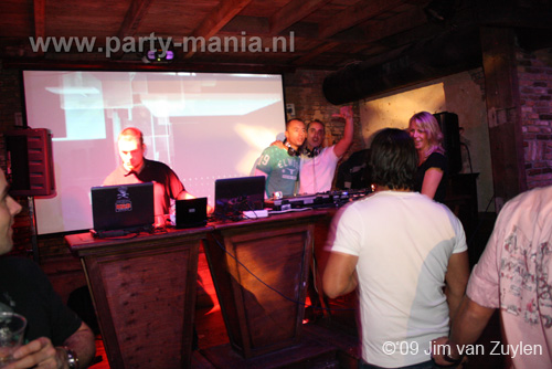 091016_014_hier_en_toen_partymania