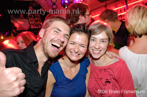 091017_065_80s_90s_partymania