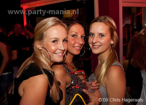 091019_025_tjek_de_tek_partymania