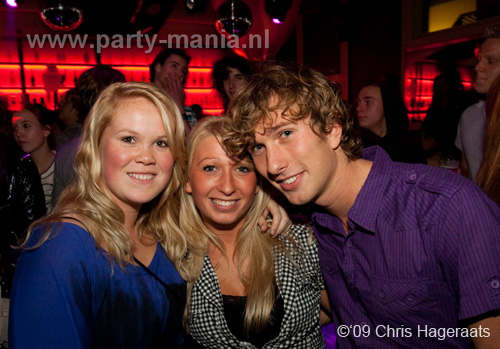 091019_052_tjek_de_tek_partymania