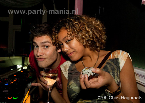 091019_095_tjek_de_tek_partymania