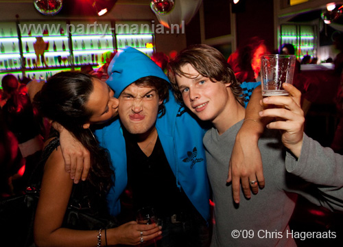 091019_108_tjek_de_tek_partymania