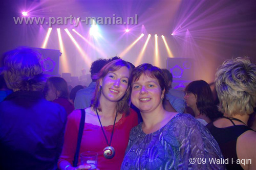 091023_006_90s_now_partymania