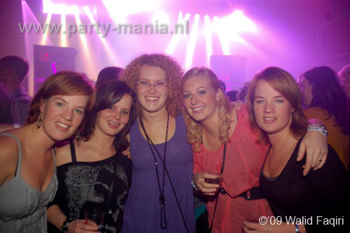 091023_007_90s_now_partymania