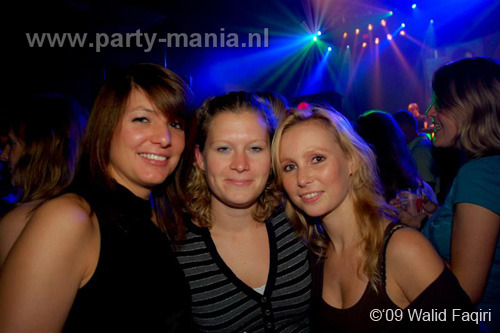 091023_016_90s_now_partymania