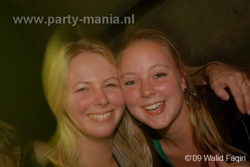 091023_091_90s_now_partymania