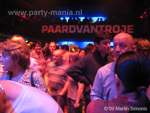 091023_021_eliades_ochoa_paard_partymania