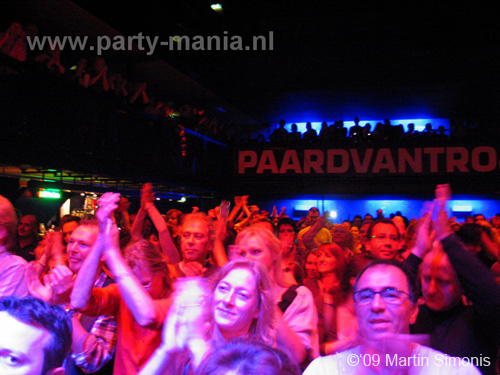 091023_039_eliades_ochoa_paard_partymania