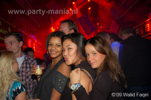 091031_007_franchise_partymania