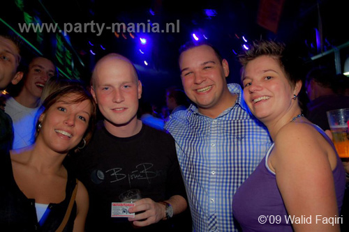 091031_017_franchise_partymania