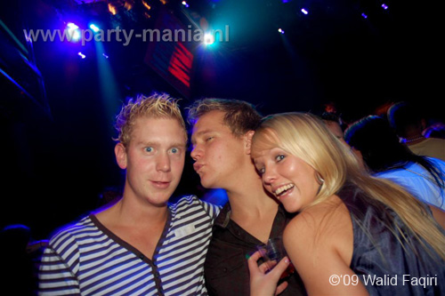 091031_039_franchise_partymania