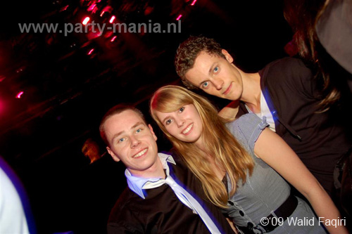 091031_052_franchise_partymania