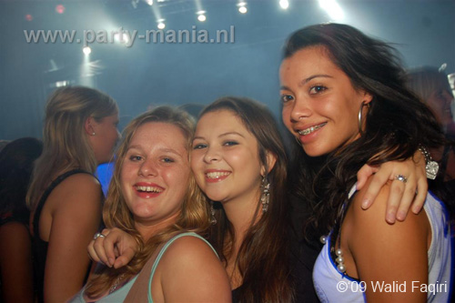 091031_057_franchise_partymania