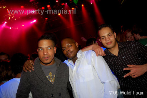 091031_065_franchise_partymania