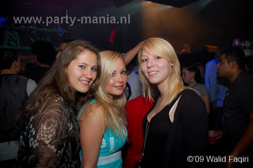 091031_069_franchise_partymania