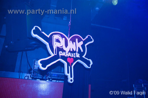 091031_109_franchise_partymania