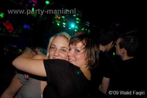 091031_144_franchise_partymania