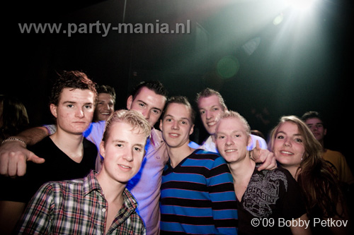 091031_057_franchise_partymania