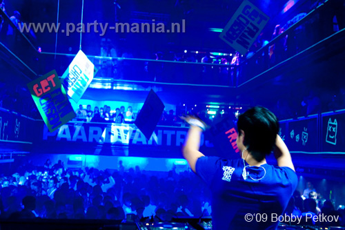 091031_077_franchise_partymania