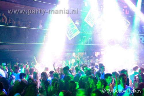 091031_080_franchise_partymania