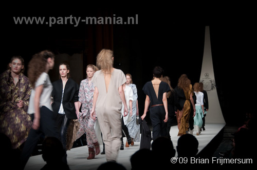 091106_020_dutch_fashion_awards_partymania