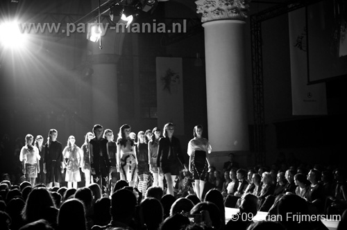 091106_031_dutch_fashion_awards_partymania