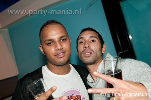 091106_069_music_victim_partymania