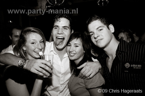 091113_015_denhaag_is_dope_partymania