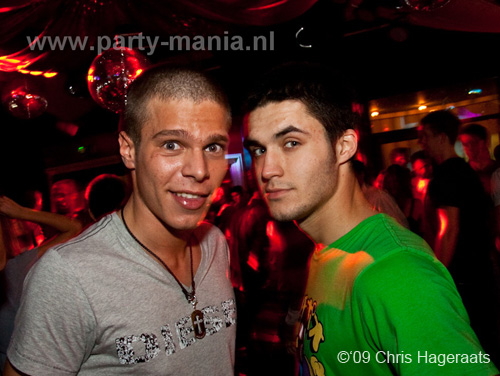 091113_052_denhaag_is_dope_partymania