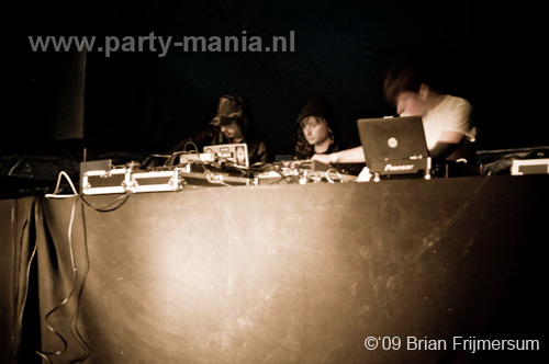 091113_022_langweiligkeit_partymania