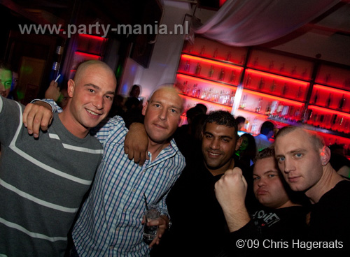 091114_019_flavourz_partymania