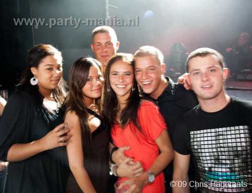 091114_030_ilovelos_partymania