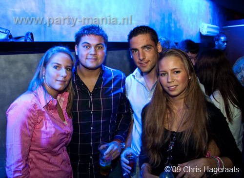 091114_065_ilovelos_partymania