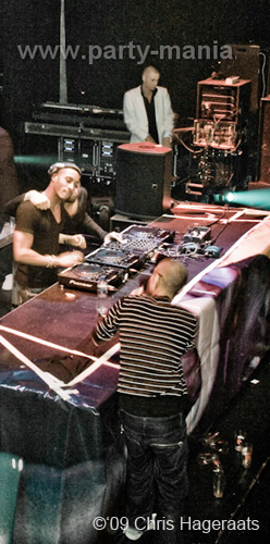 091114_073_ilovelos_partymania
