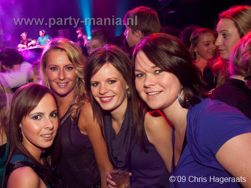 091114_084_ilovelos_partymania