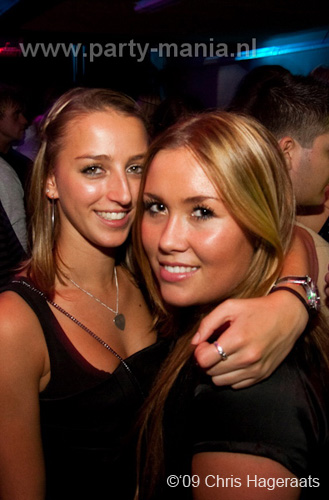091114_085_ilovelos_partymania