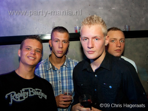 091114_089_ilovelos_partymania