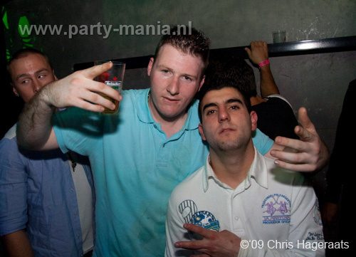 091114_095_ilovelos_partymania