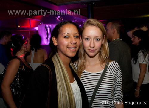 091114_099_ilovelos_partymania
