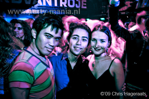 091114_112_ilovelos_partymania