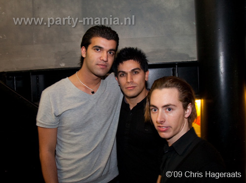 091114_125_ilovelos_partymania