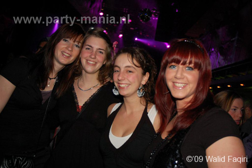 091114_014_ilovelos_partymania