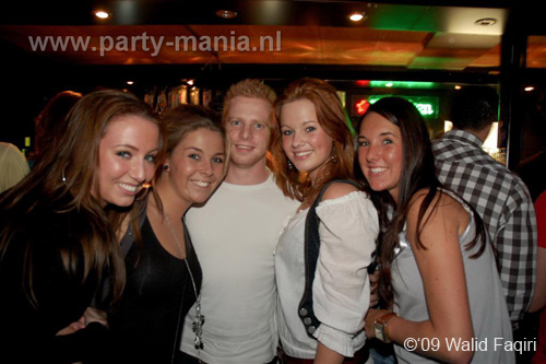 091114_019_ilovelos_partymania