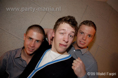 091114_053_ilovelos_partymania