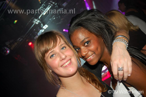 091114_088_ilovelos_partymania
