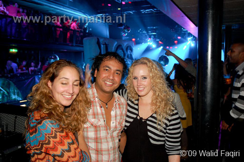 091114_093_ilovelos_partymania