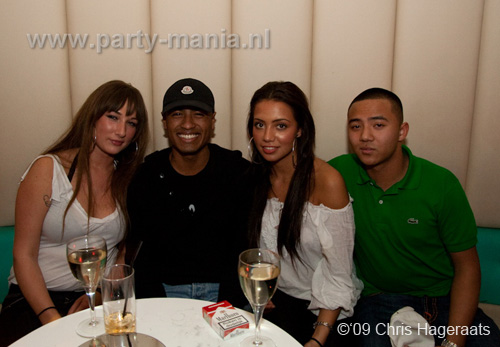 091116_000_red_monday_partymania