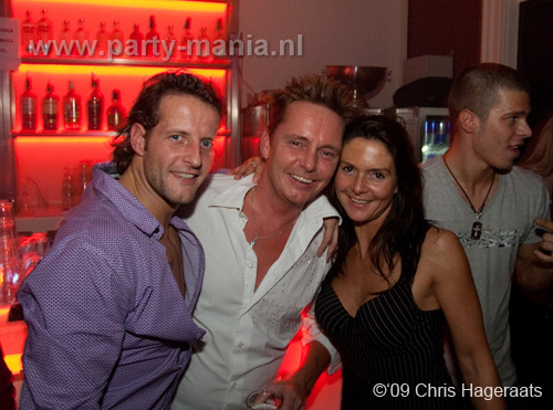 091116_044_red_monday_partymania
